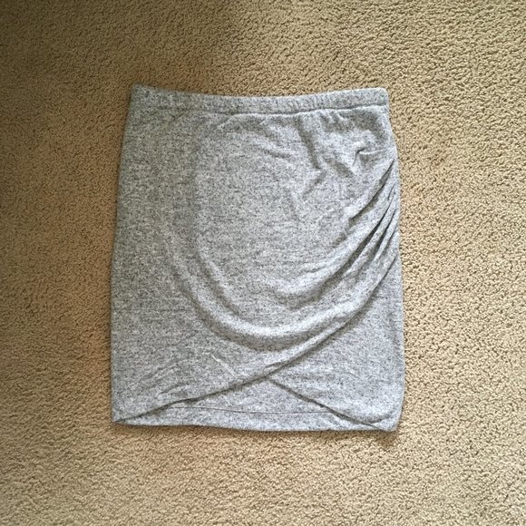 Express Warm Gray Pull On Skirt M NEW - Picture 6 of 6
